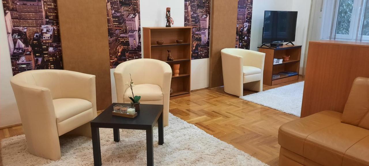 City Life Apartment デブレツェン エクステリア 写真